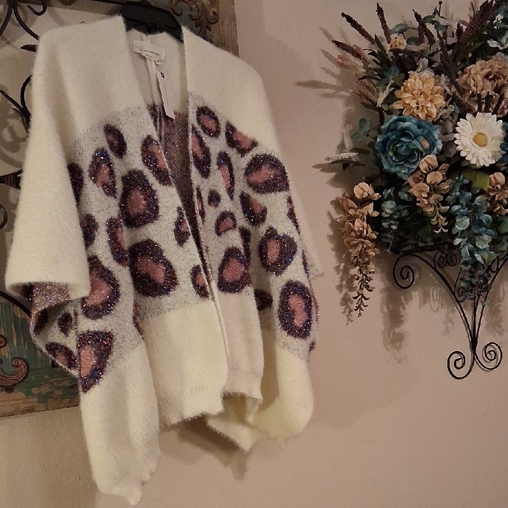 Anthropologie Beige and Brown Patterned Cape. NWT Size ONE SIZE - Picture 5 of 12